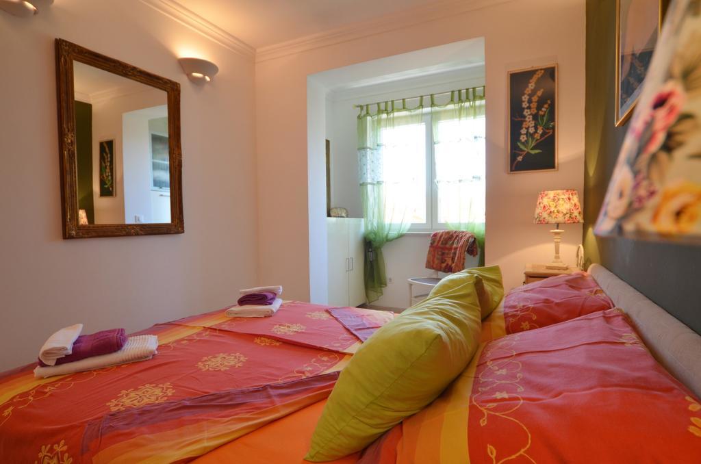 Apartment Kare Rovinj Exterior photo