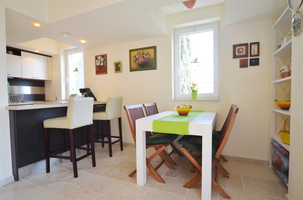 Apartment Kare Rovinj Exterior photo