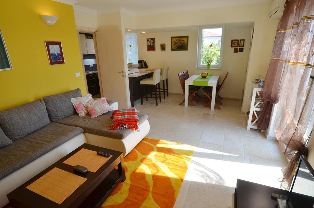 Apartment Kare Rovinj Exterior photo