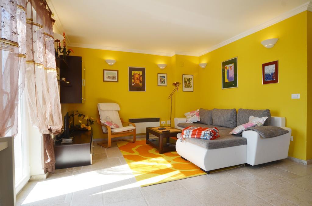 Apartment Kare Rovinj Exterior photo